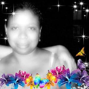 Meet your Posher, Angela